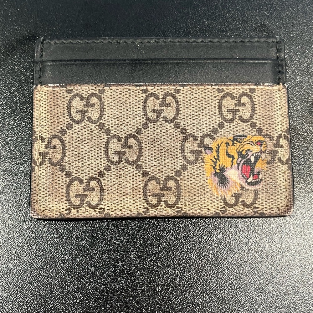 Gucci GG Monogram Card Holder in Brown and Black